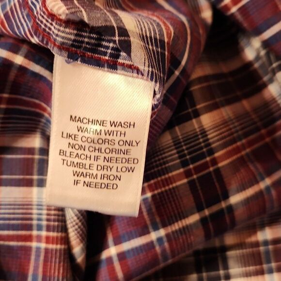 Roundtree & Yorke Long Sleeve Button Down Cotton Shirt, Medium, Red& Black Plaid - Picture 7 of 9